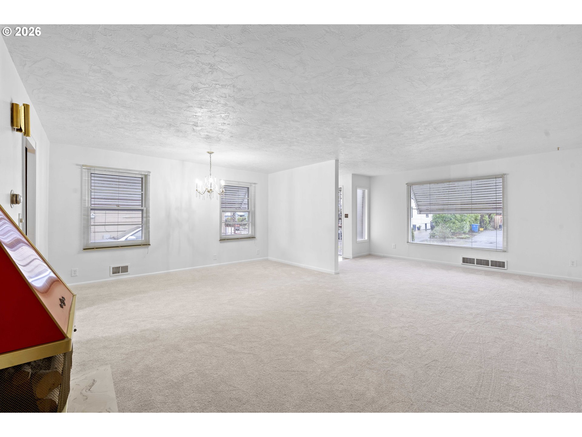 3214 Northeast 80th Avenue Portland, OR 97213 - Photo 4 of 36