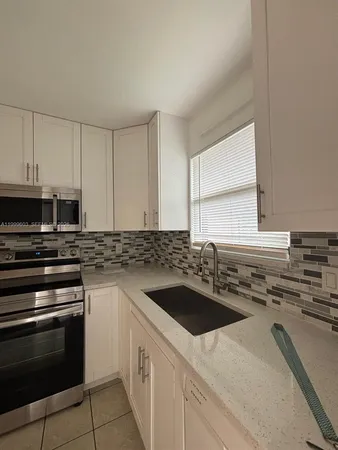 $1,995 | 21904 Lake Forest Circle, Unit 203, Boca Raton, FL 33433