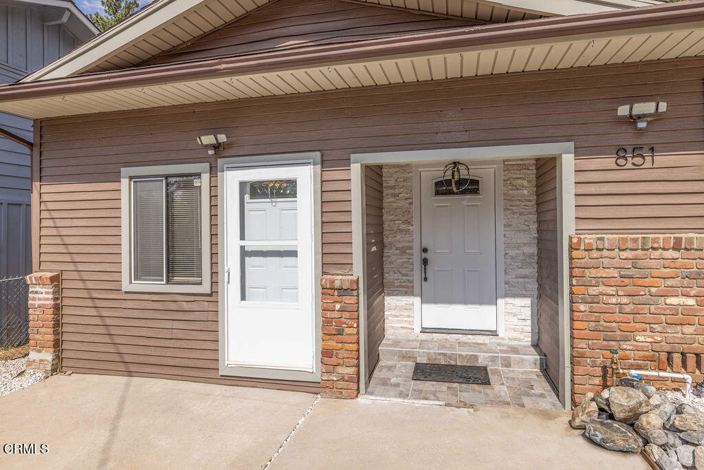 851 Pine Knot Avenue Big Bear Lake, CA 92315 - Photo 3 of 27 a front view of a house