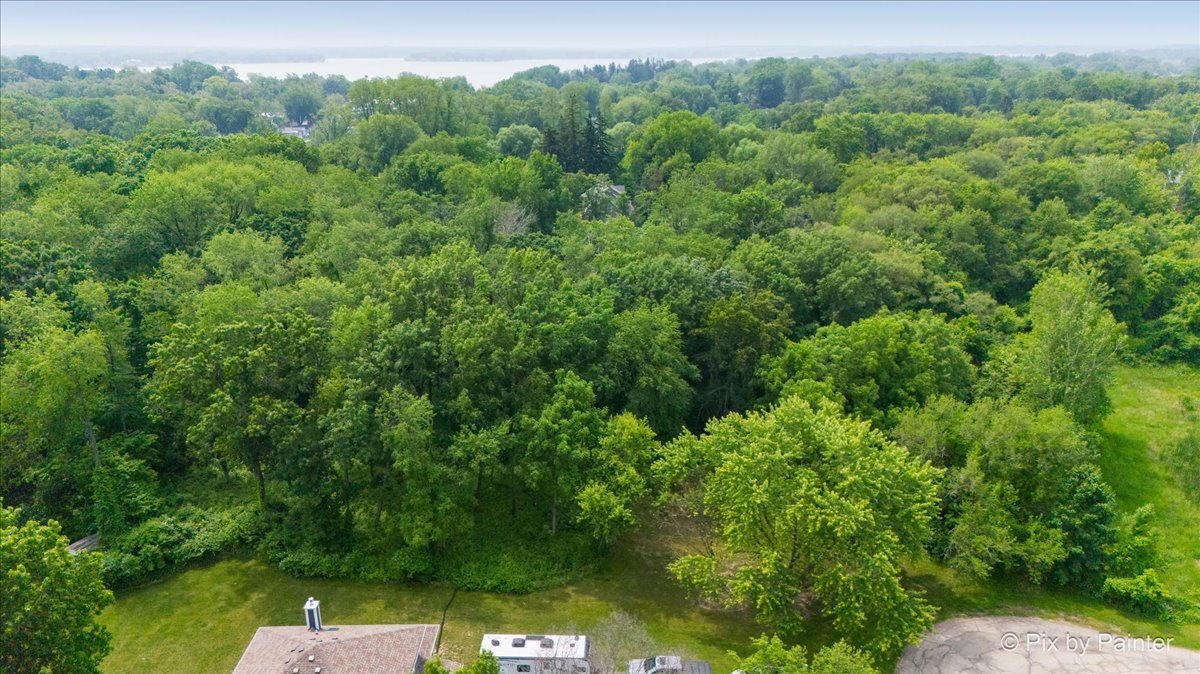 39203 Rangers Way Antioch, IL 60002 - Photo 8 of 11 an aerial view of a house with a yard