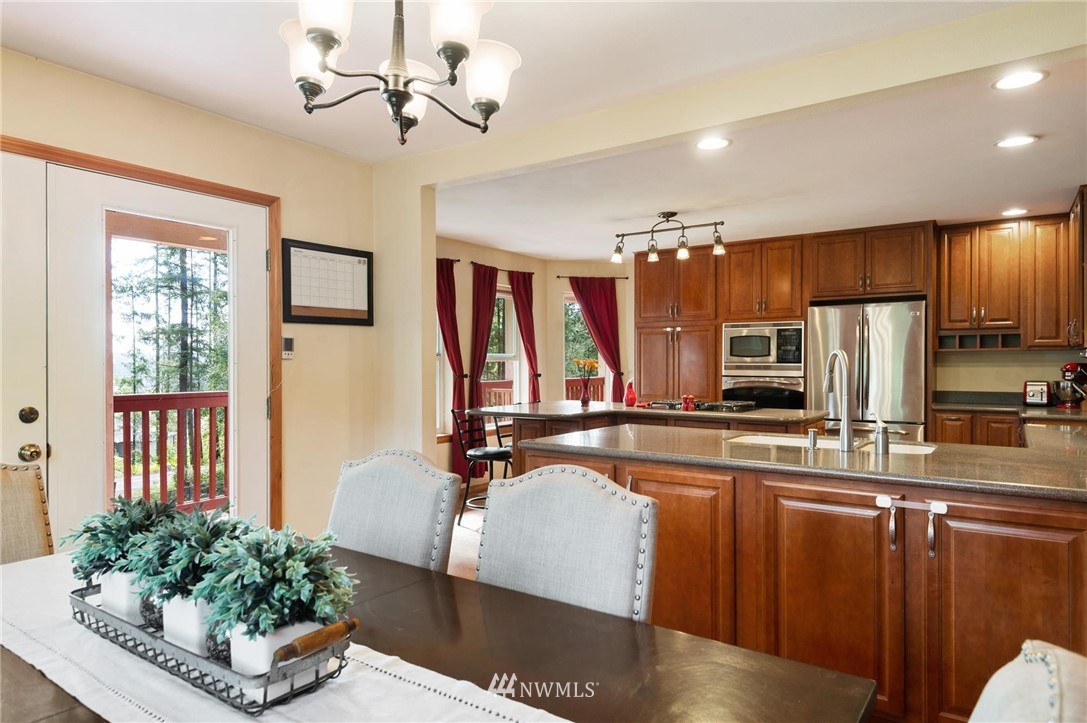 7132 Sidney Road Southwest Port Orchard, WA 98367 - Photo 14 of 33 Gallery Image 14