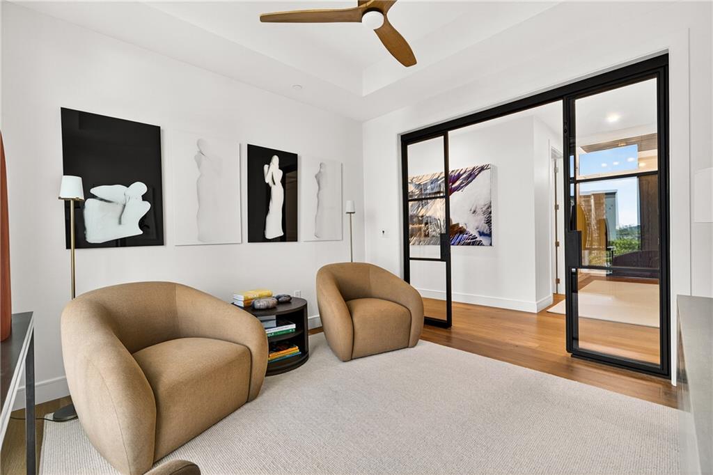 2520 Peachtree Road Northwest, Unit 903 Atlanta, GA 30305 - Photo 37 of 62 a living room with furniture and a large window
