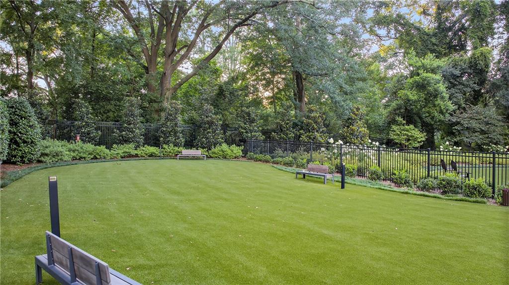 2520 Peachtree Road Northwest, Unit 903 Atlanta, GA 30305 - Photo 50 of 62 a view of a park with large trees