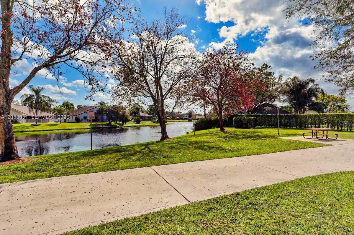 1797 Hollyhock Road Wellington, FL 33414 - Photo 36 of 38 Gallery Image 36