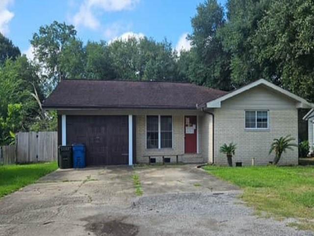 907 Oak Street Scott, LA 70583 - Photo 1 of 5