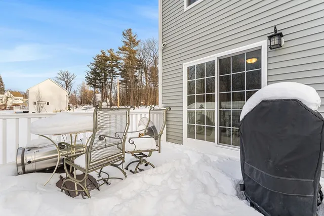 a view of outdoor space yard and patio