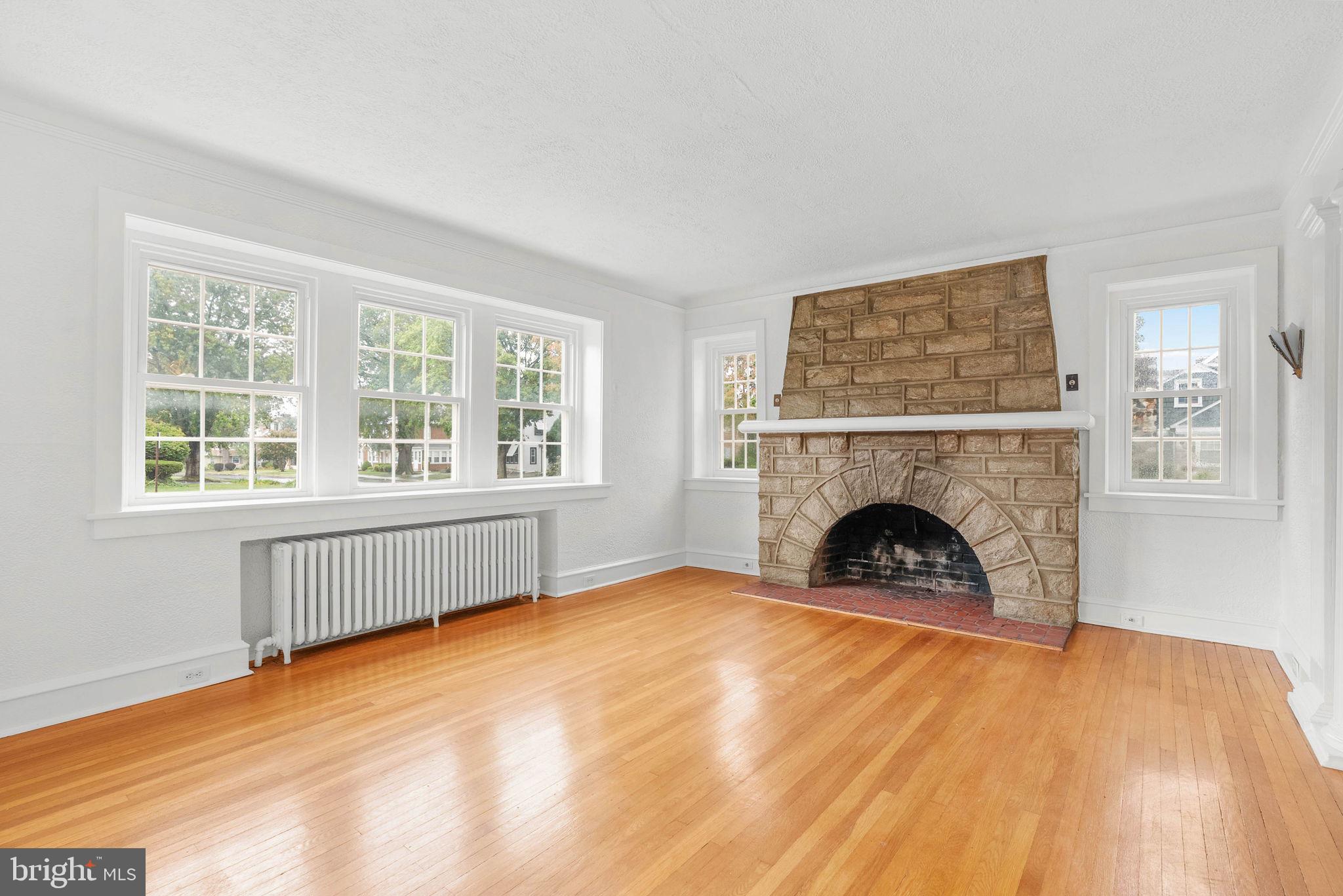 474 Kenwood Road Drexel Hill, PA 19026 - Photo 9 of 48