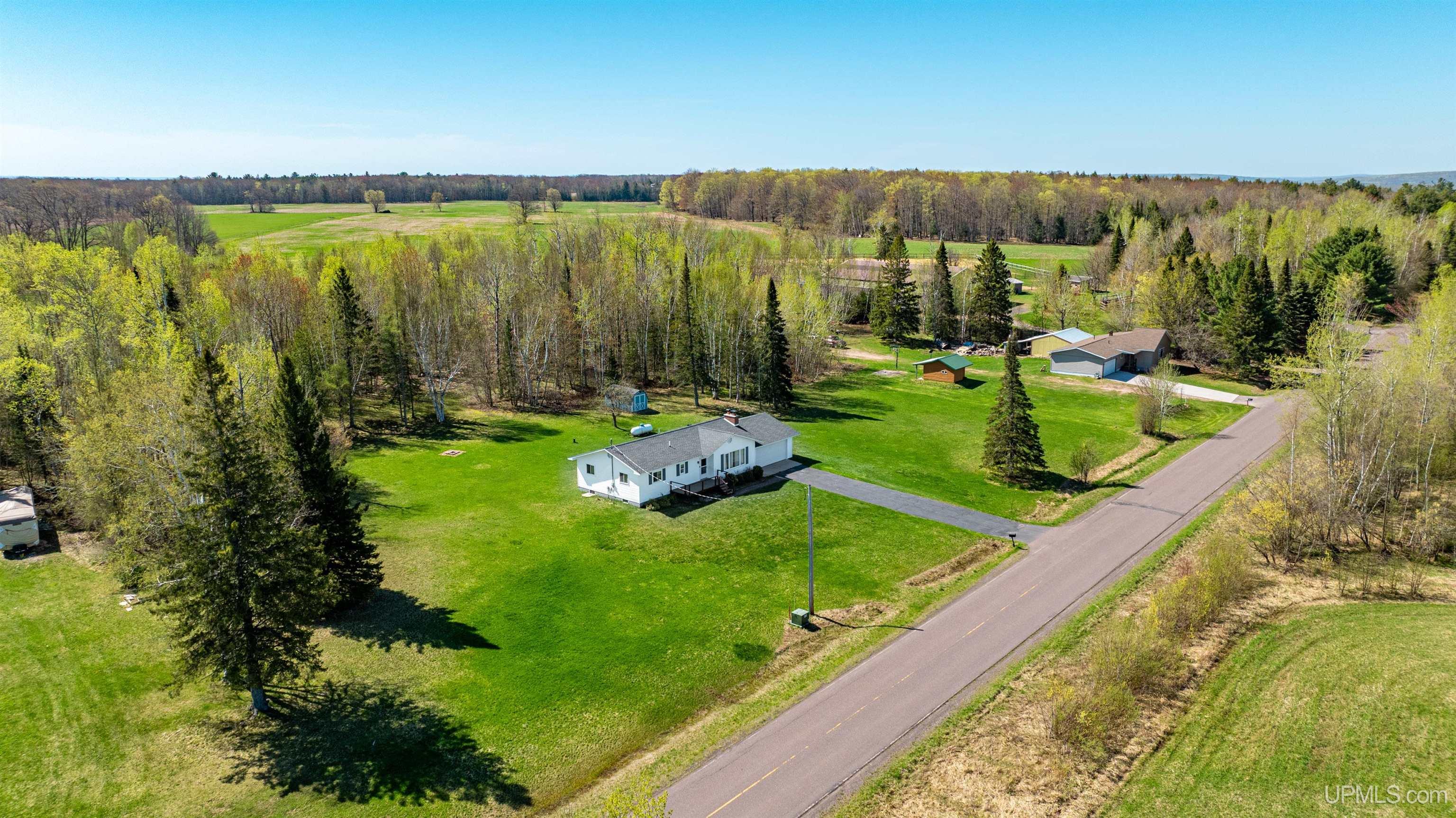 41085 North Entry Road Chassell, MI 49916 - Photo 48 of 56 Gallery Image 48