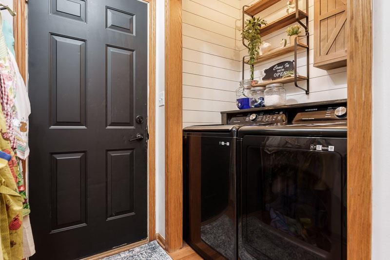 320 Lake Lida Lane Rochelle, IL 61068 - Photo 18 of 43 a view of city