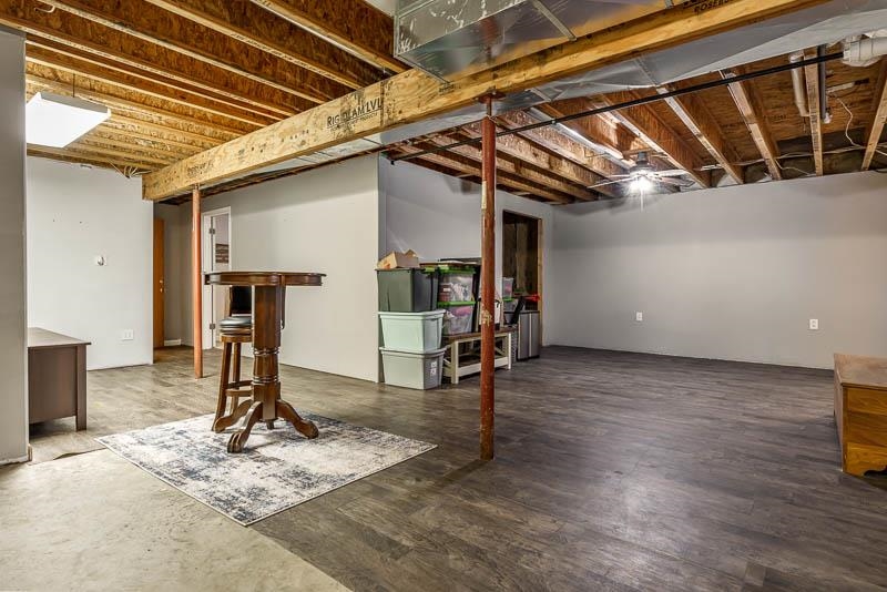 320 Lake Lida Lane Rochelle, IL 61068 - Photo 30 of 43 a view of a room with gym equipment