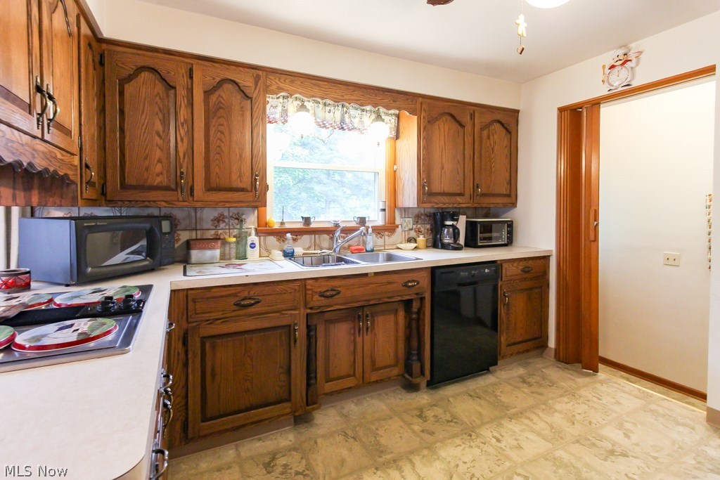 10822 Lagrange Road Elyria, OH 44035 - Photo 13 of 35 Gallery Image 13