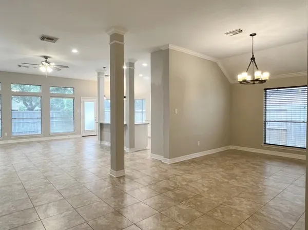 $2,500 | 3207 Ivy Bend Drive, Pearland, TX 77584
