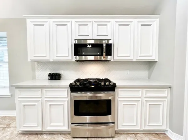$2,500 | 3207 Ivy Bend Drive, Pearland, TX 77584