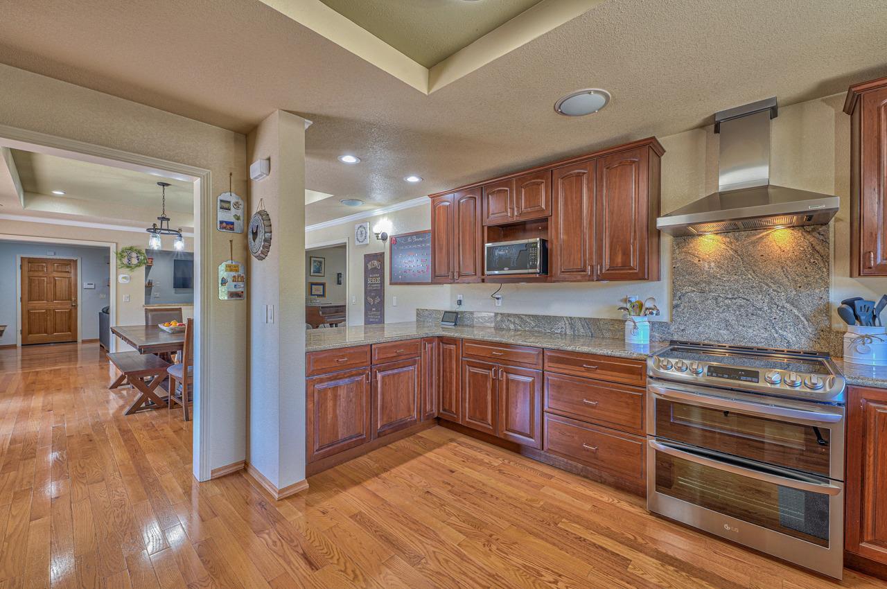 18590 Ranchito Del Rio Drive Salinas, CA 93908 - Photo 25 of 59 Gallery Image 25