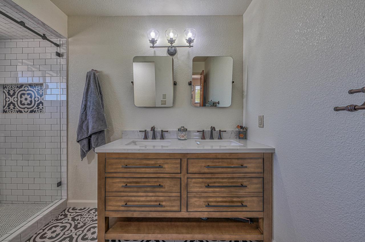18590 Ranchito Del Rio Drive Salinas, CA 93908 - Photo 33 of 59 Gallery Image 33
