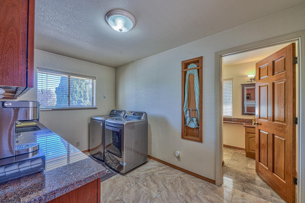 18590 Ranchito Del Rio Drive Salinas, CA 93908 - Photo 44 of 59 Gallery Image 44