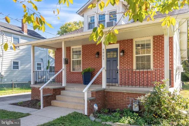 $515,000 | 4905 Sheridan Street, Riverdale, MD 20737