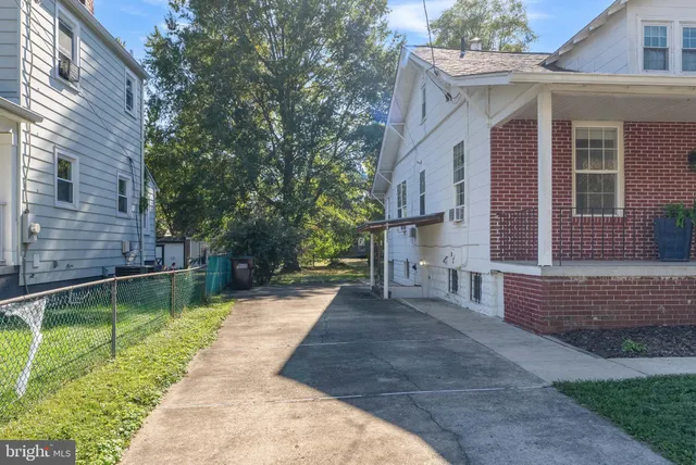 $515,000 | 4905 Sheridan Street, Riverdale, MD 20737