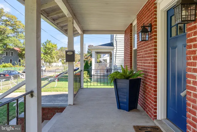 $515,000 | 4905 Sheridan Street, Riverdale, MD 20737