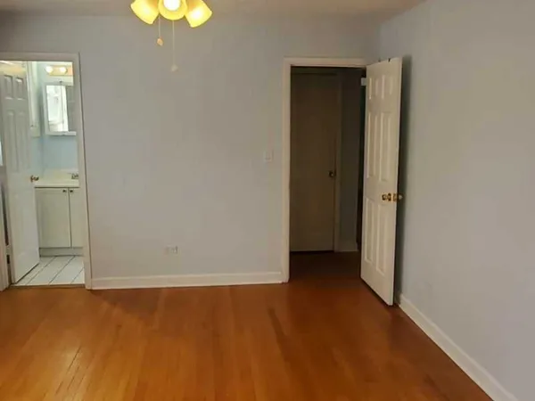 $1,975 | 1643 West Sherwin Avenue, Unit 2C, Chicago, IL 60626