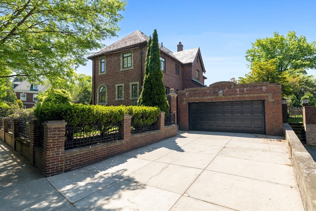 98 Carlton Street Brookline, MA 02446 - Photo 36 of 40