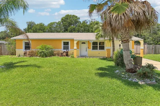 $270,000 | 2704 Yule Tree Drive, Edgewater, FL 32141