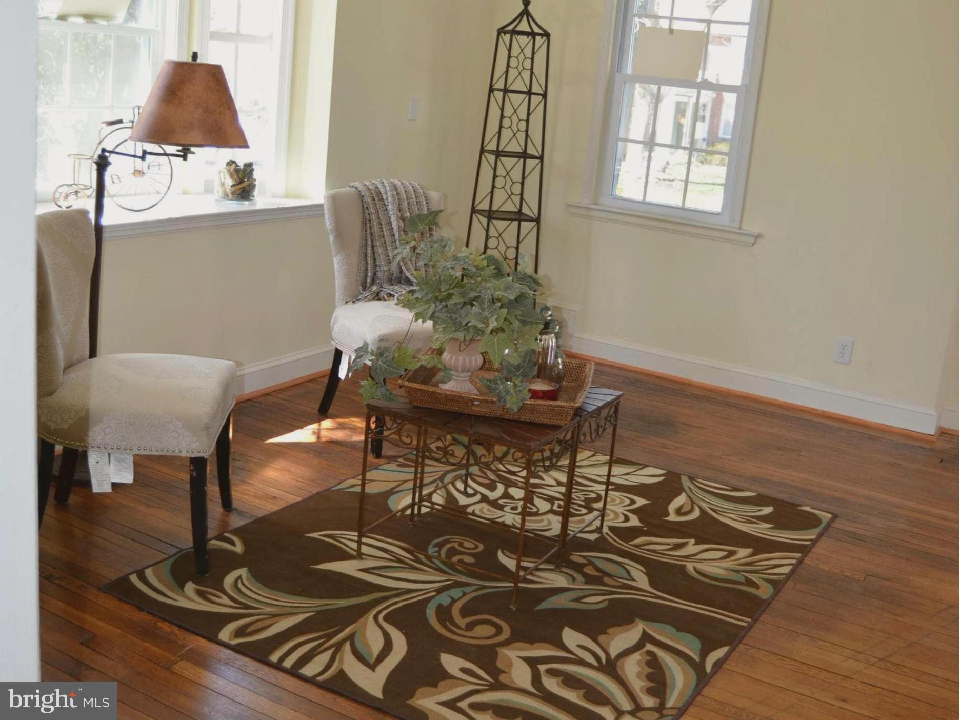 1201 Northview Road Baltimore, MD 21218 - Photo 1 of 25 Living Room # 2