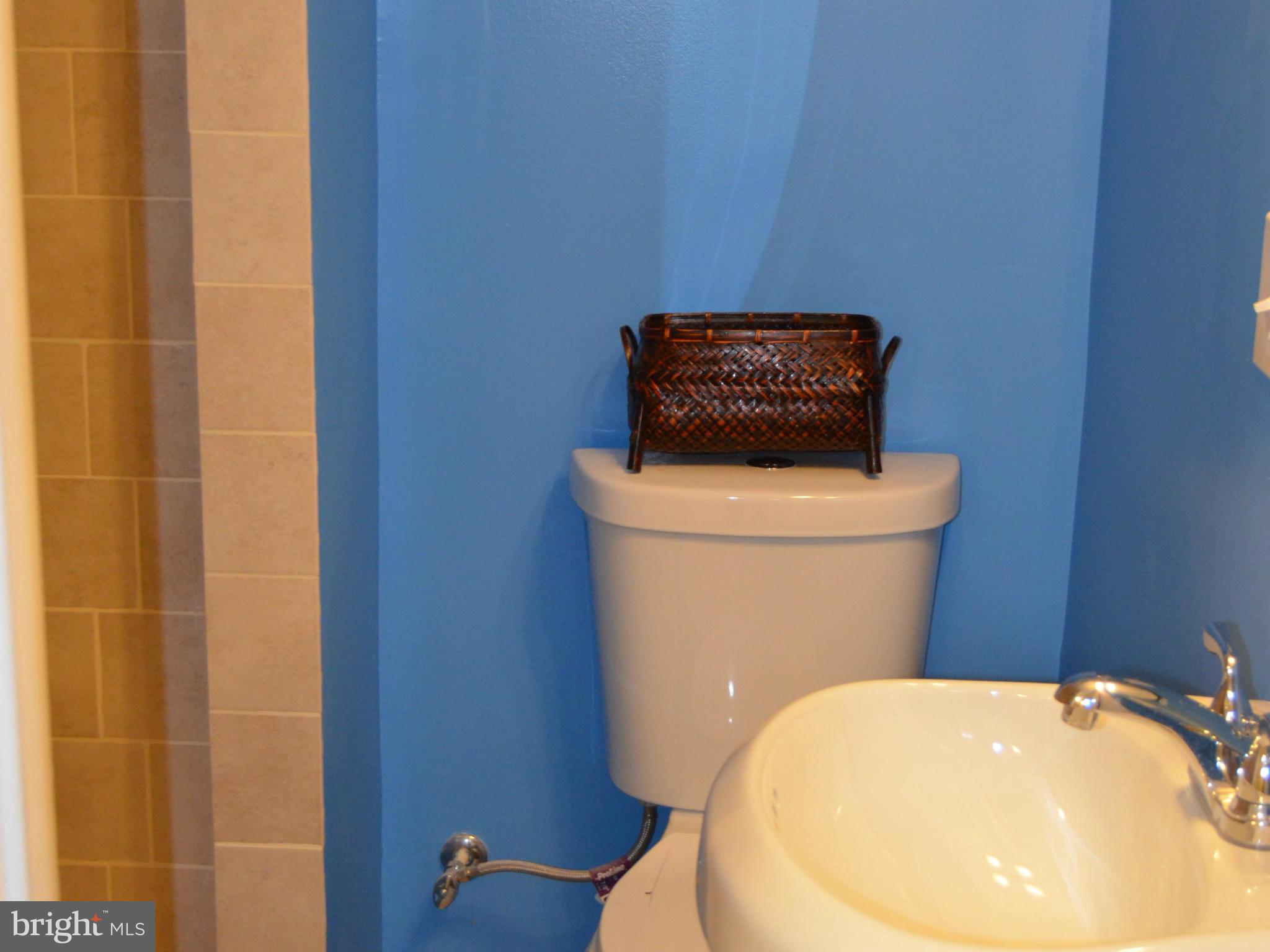 1201 Northview Road Baltimore, MD 21218 - Photo 20 of 25 Bath