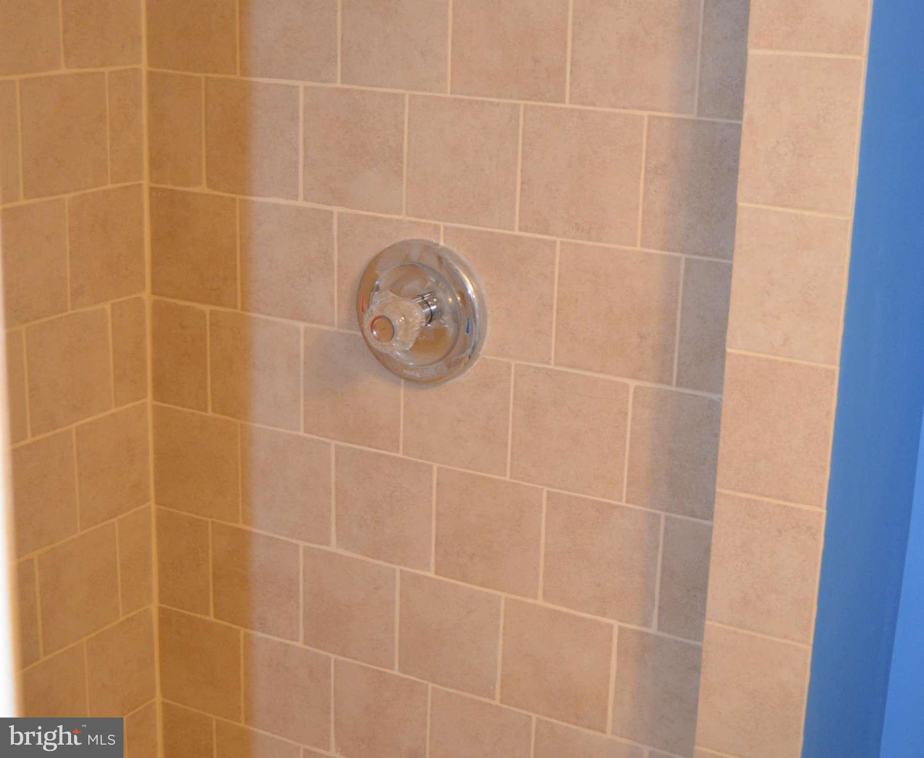 1201 Northview Road Baltimore, MD 21218 - Photo 21 of 25 Bath/BASEMENT