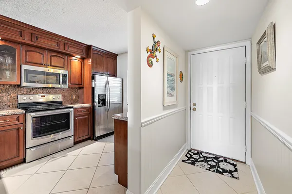 $510,000 | 701 Seafarer Circle, Unit 103, Jupiter, FL 33477