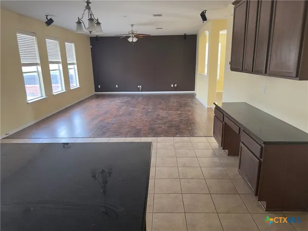 $2,450 | 2617 White Moon Drive, Harker Heights, TX 76548