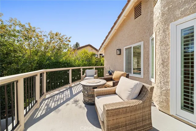 $1,199,900 | 24224 Creekside Drive, Newhall, CA 91321