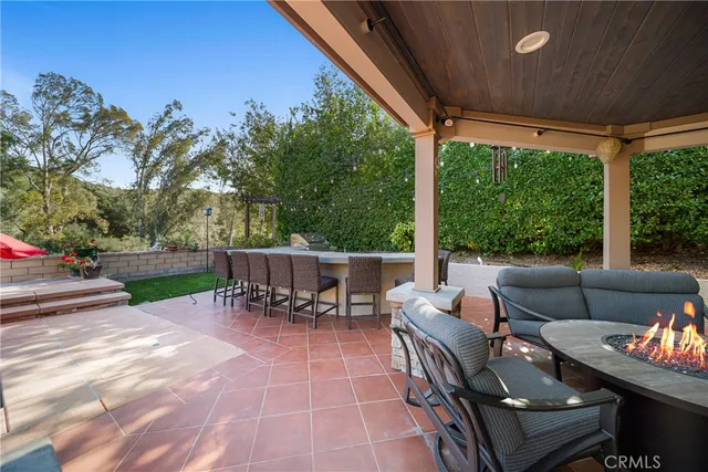 $1,199,900 | 24224 Creekside Drive, Newhall, CA 91321