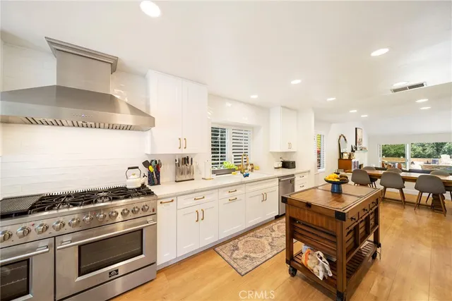 $1,199,900 | 24224 Creekside Drive, Newhall, CA 91321