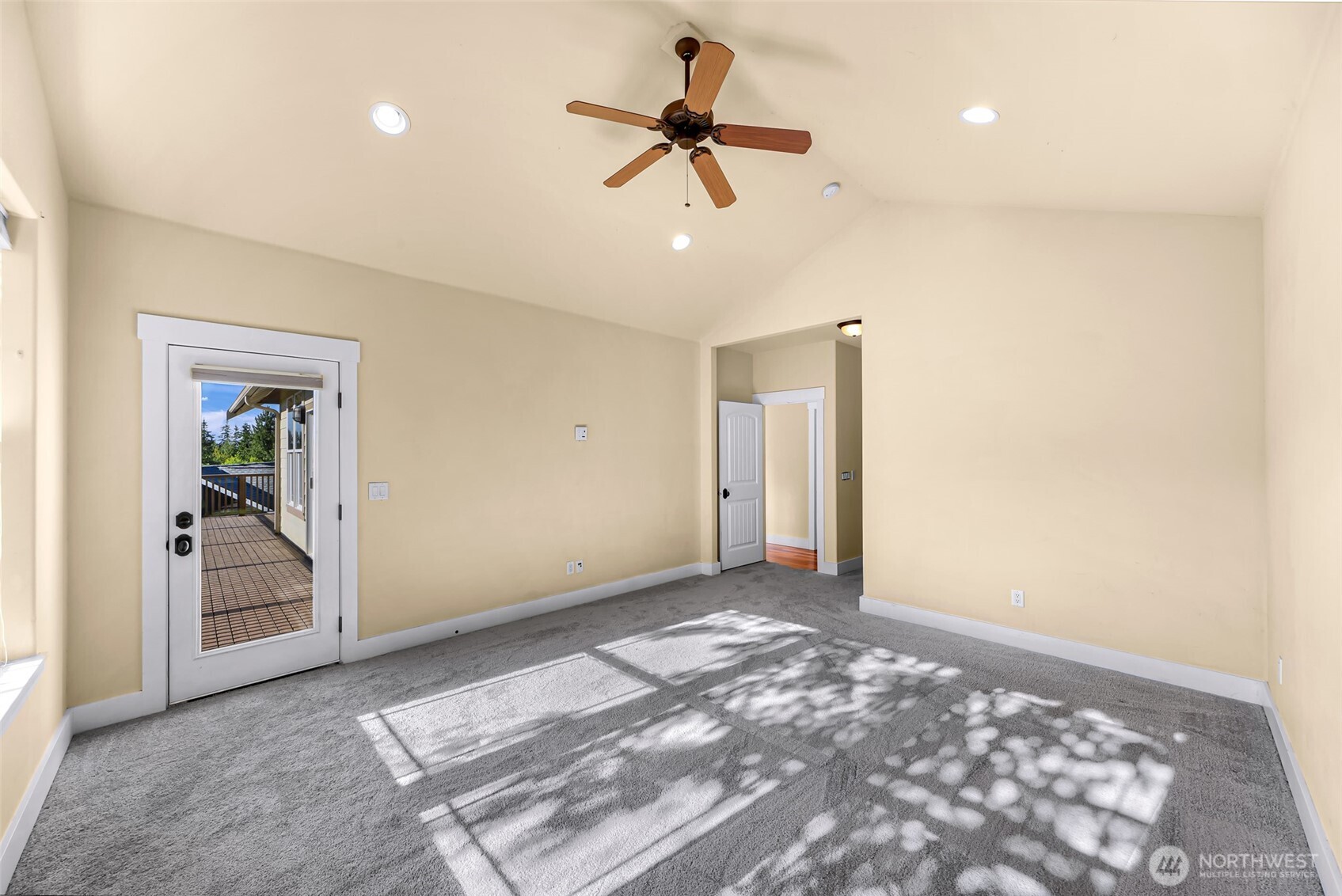 1235 Geneva Hills Road Bellingham, WA 98229 - Photo 18 of 40