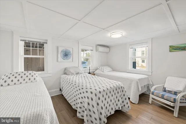 $4,000,000 | 83 North Atlantic Avenue, Bethany Beach, DE 19930