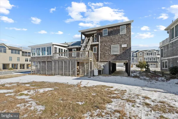 $4,000,000 | 83 North Atlantic Avenue, Bethany Beach, DE 19930