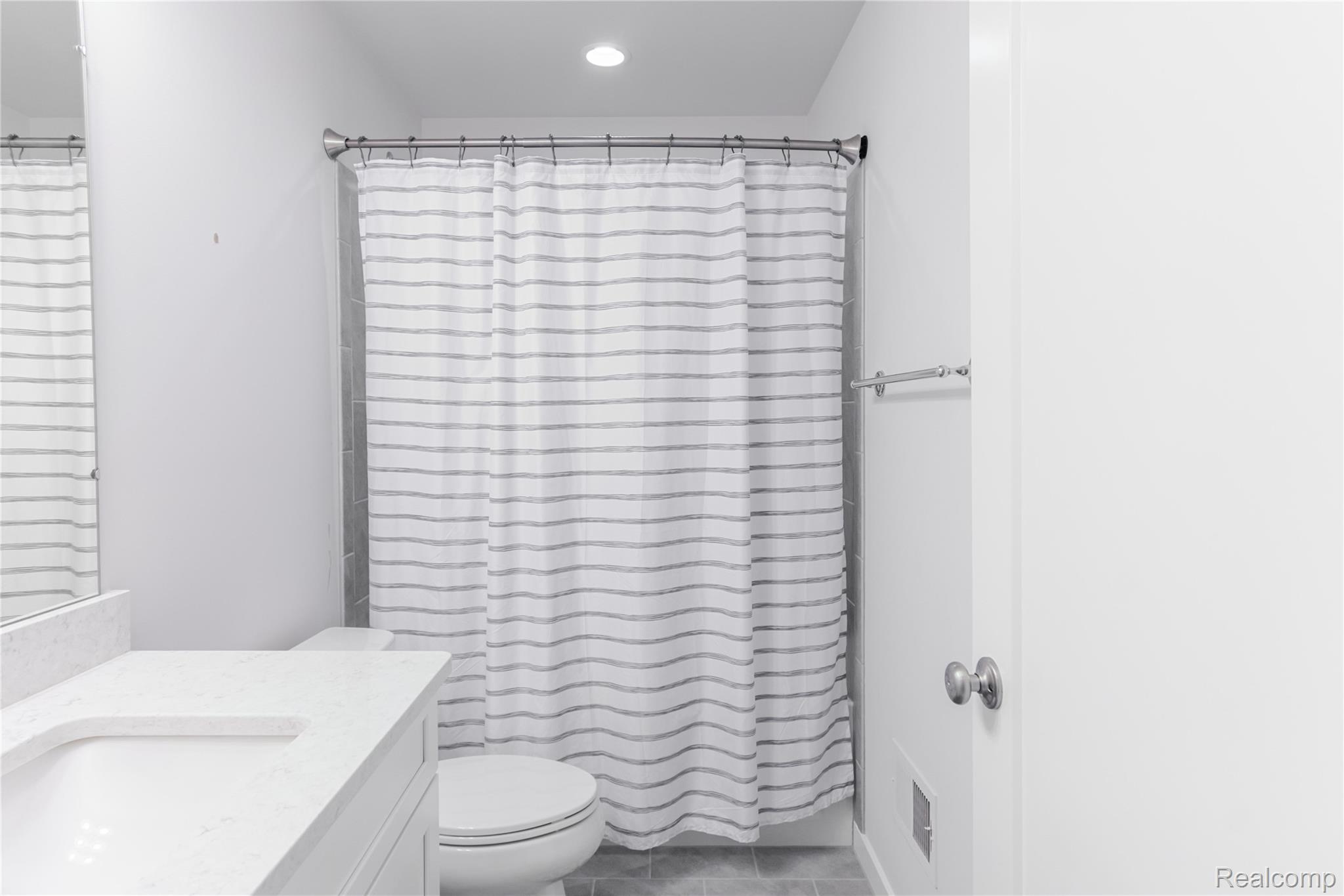 2963 Aughton Road Ann Arbor, MI 48105 - Photo 28 of 46 2963 Aughton-30.jpg