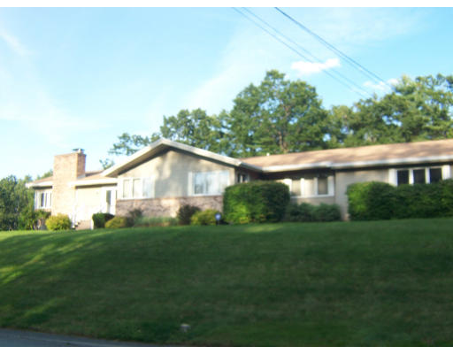 4 Partridge Hill Road Westminster, MA 01473 - Photo 1 of 25 Gallery Image 1