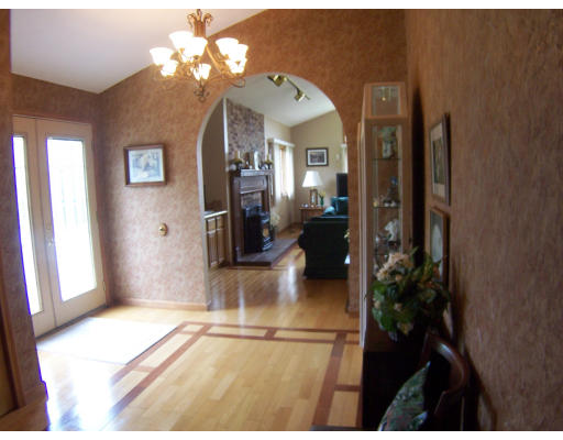 4 Partridge Hill Road Westminster, MA 01473 - Photo 4 of 25 Gallery Image 4