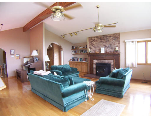 4 Partridge Hill Road Westminster, MA 01473 - Photo 7 of 25 Gallery Image 7