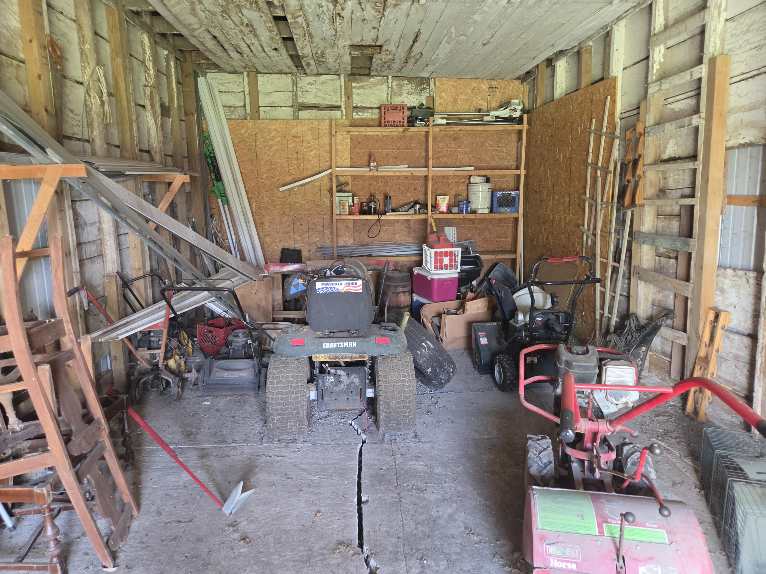 19120 Welch Road Milan, MI 48160 - Photo 32 of 38 20260507_142136