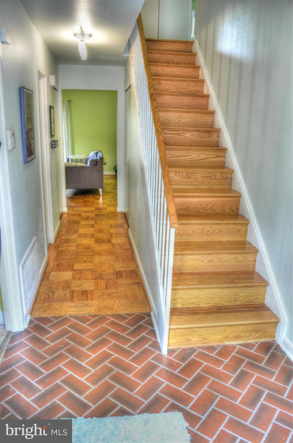 1608 Wainwright Drive Reston, VA 20190 - Photo 2 of 24 Interior (General)
