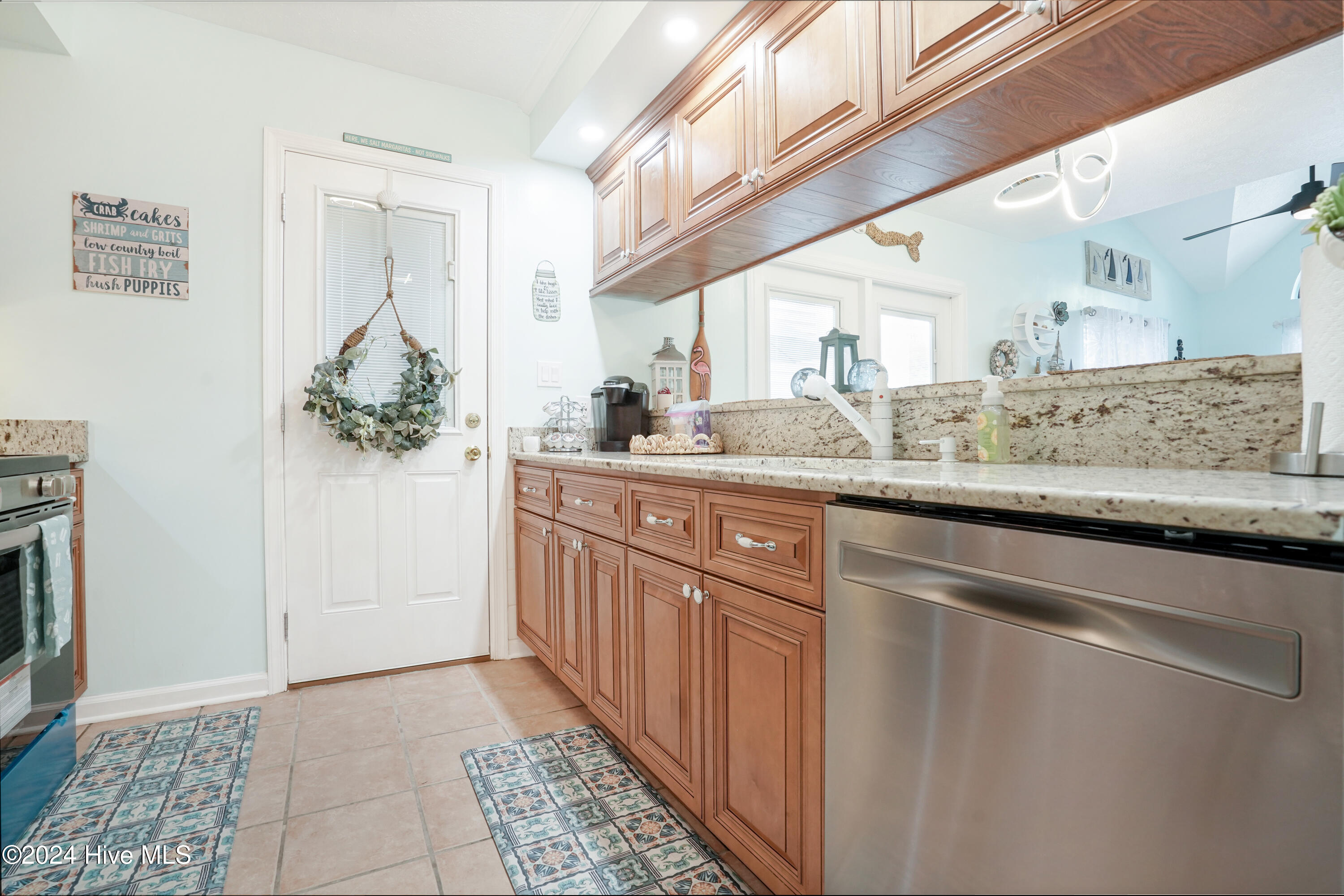 615 13th Avenue South, Unit 143 Surfside Beach, SC 29575 - Photo 12 of 37 10