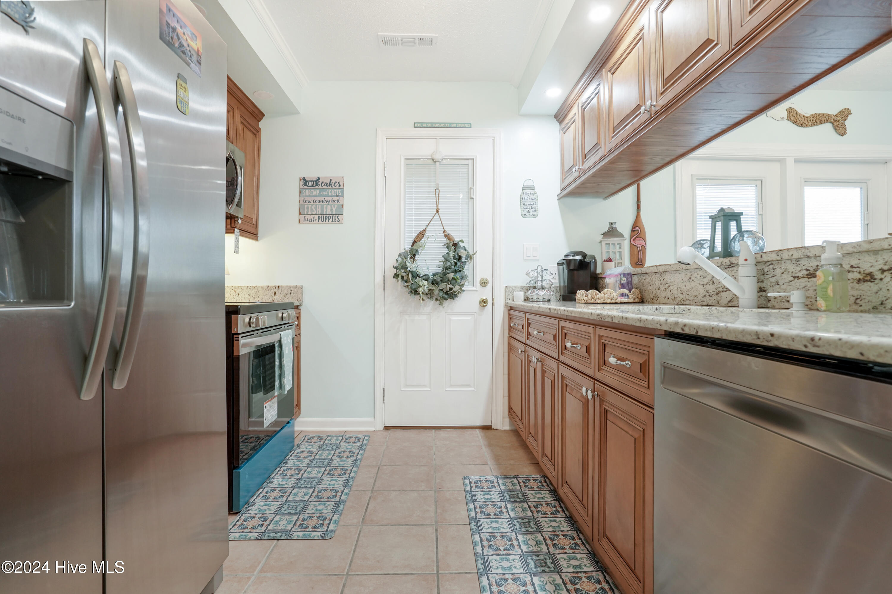 615 13th Avenue South, Unit 143 Surfside Beach, SC 29575 - Photo 13 of 37 11