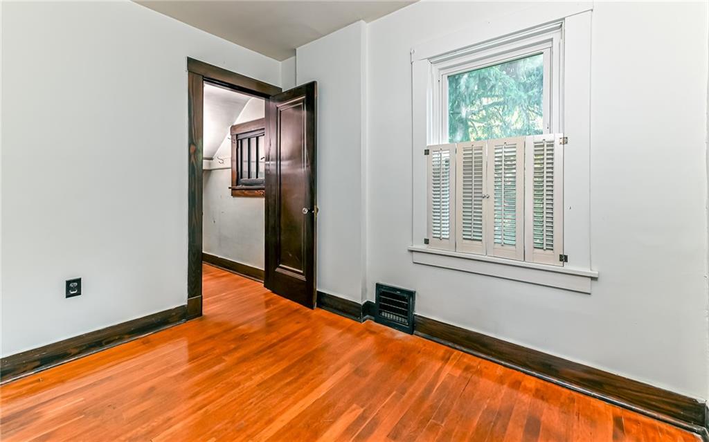 2343 Rochester Road Pittsburgh, PA 15237 - Photo 12 of 20 Gallery Image 12