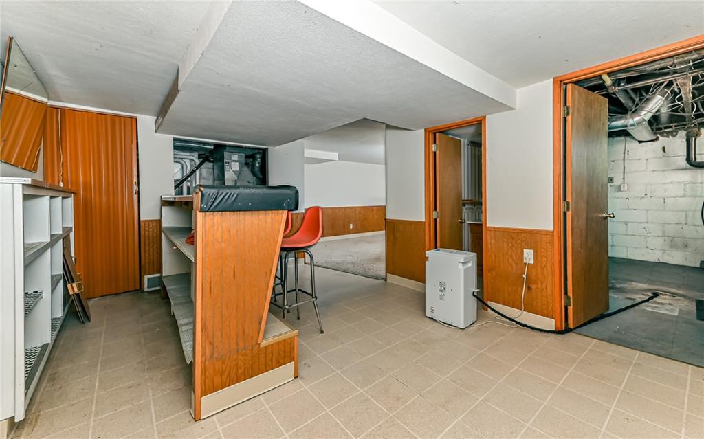 2343 Rochester Road Pittsburgh, PA 15237 - Photo 14 of 20 Gallery Image 14