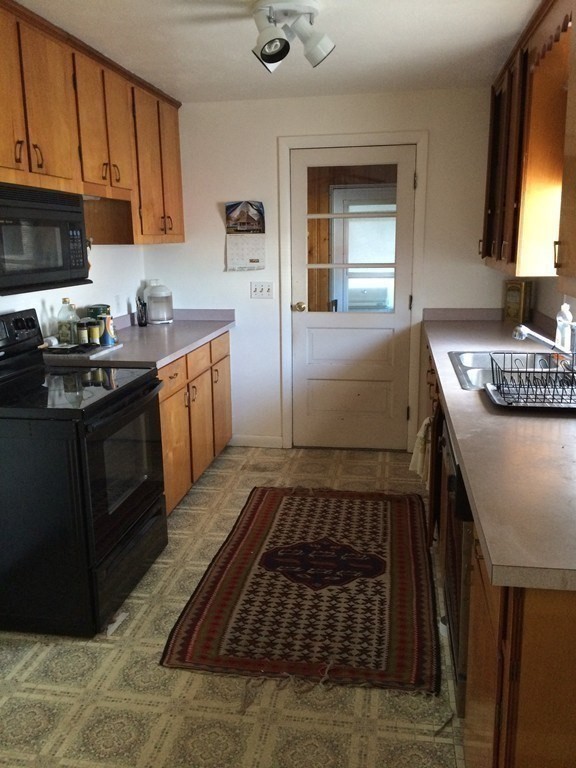 44 Park Terrace Road Worcester, MA 01604 - Photo 7 of 21 Gallery Image 7