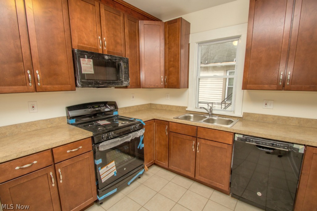 1346 Ansel Road Cleveland, OH 44106 - Photo 15 of 25 Gallery Image 15