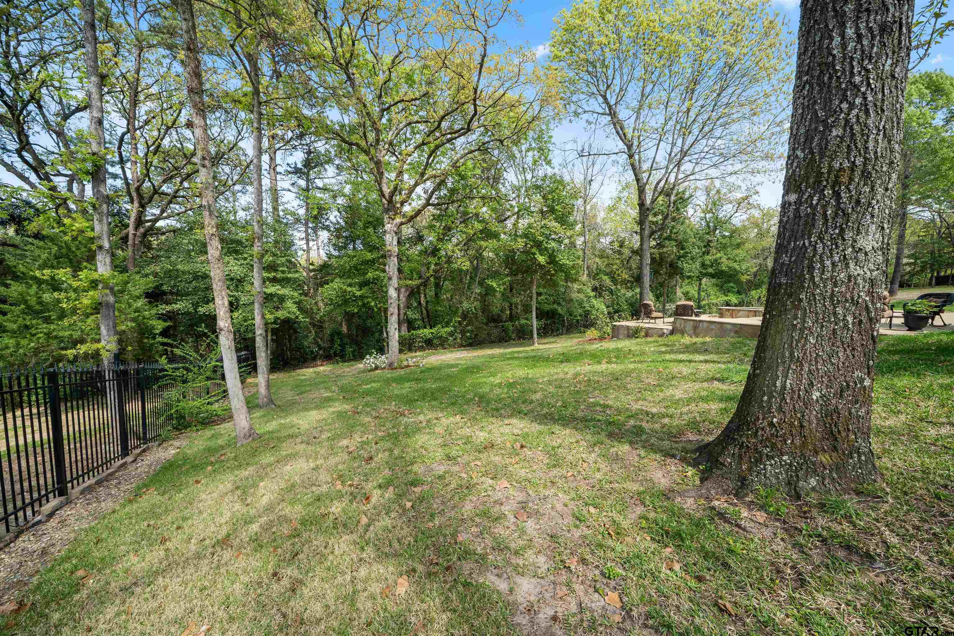 2015 Stonegate Valley Drive Tyler, TX 75703 - Photo 41 of 48